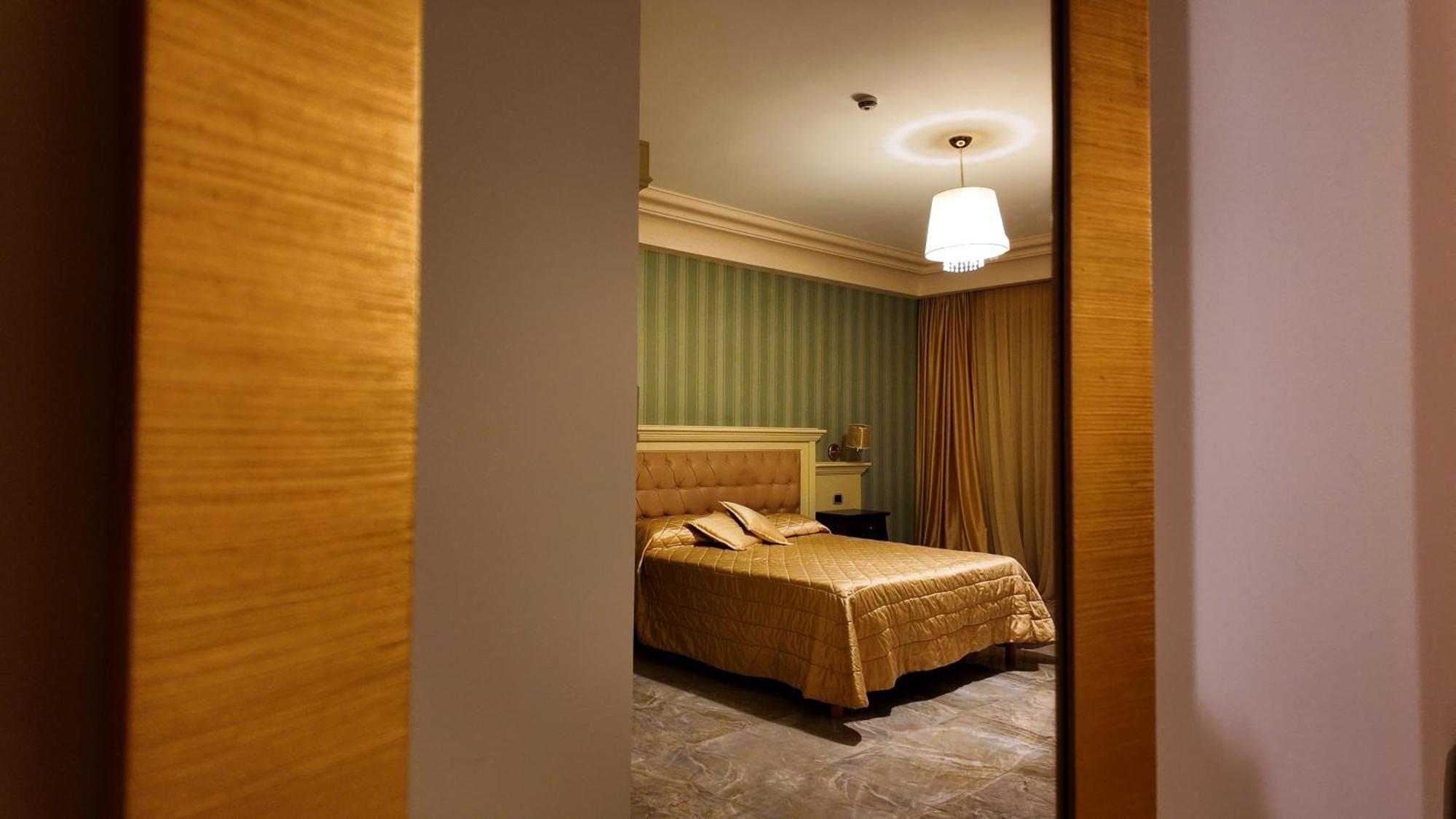 Regina Di Saba - Hotel Villa Per Ricevimenti Grottaminarda Exteriér fotografie