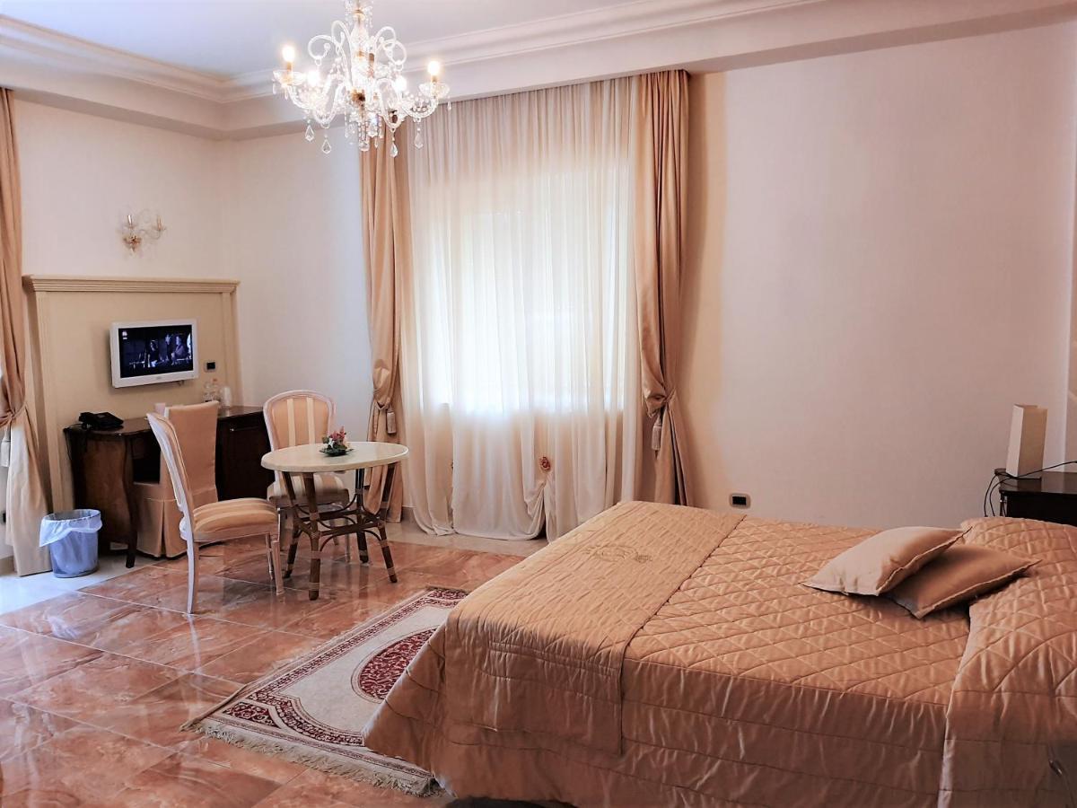 Regina Di Saba - Hotel Villa Per Ricevimenti Grottaminarda Exteriér fotografie