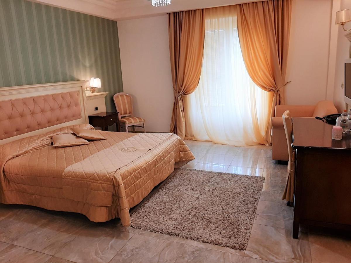 Regina Di Saba - Hotel Villa Per Ricevimenti Grottaminarda Exteriér fotografie