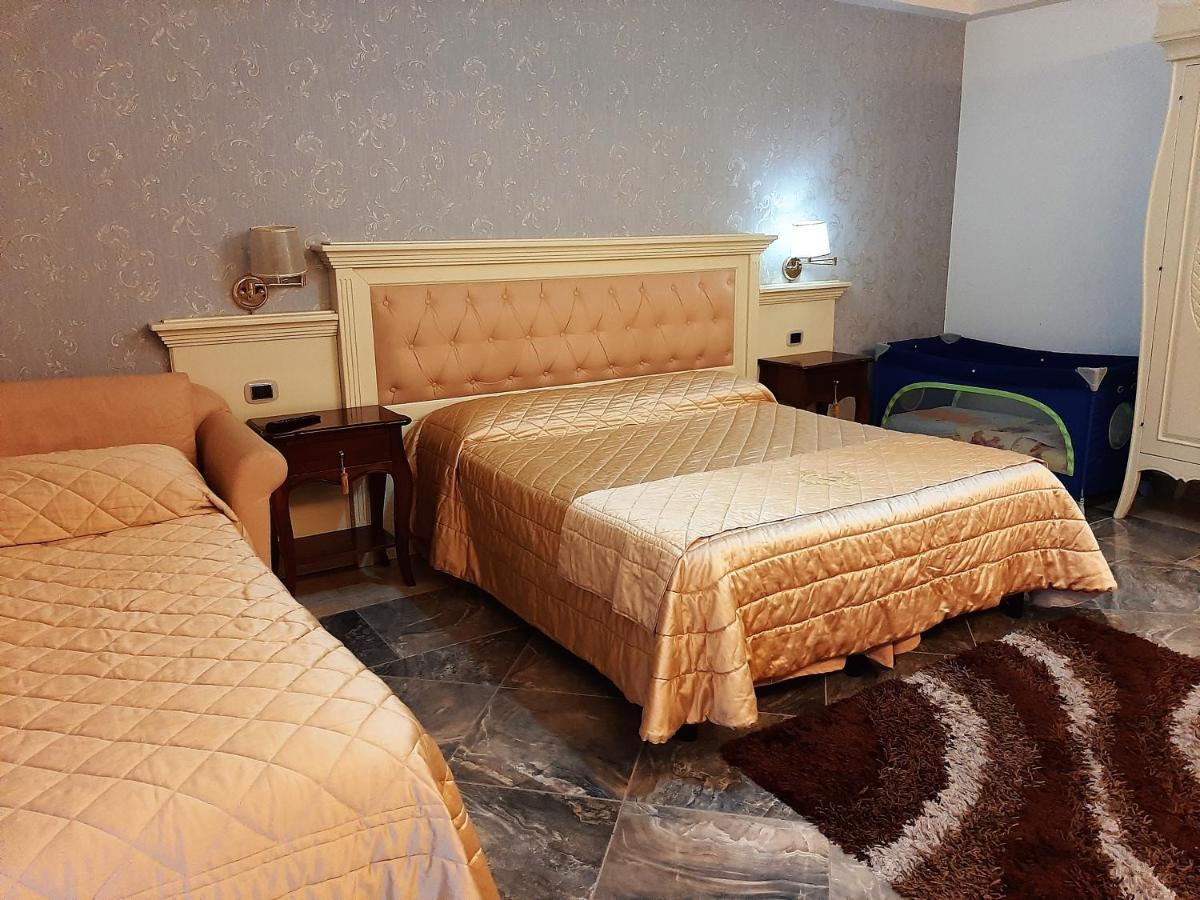 Regina Di Saba - Hotel Villa Per Ricevimenti Grottaminarda Exteriér fotografie